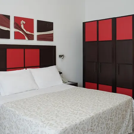 Otel Hermosa 4*