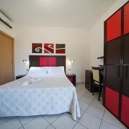 Otel Hermosa 4*