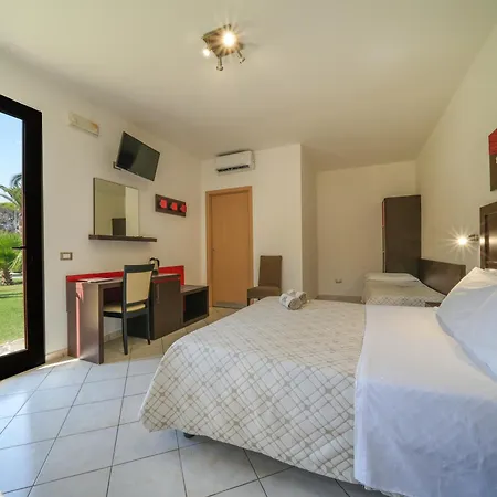Otel Hermosa 4*