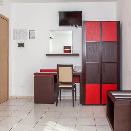 Hotel Hermosa 4*